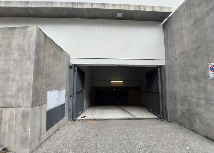 San Donato With Parking Апартаменты