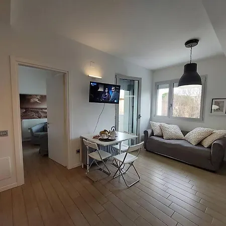 San Donato With Parking Apartment Florence